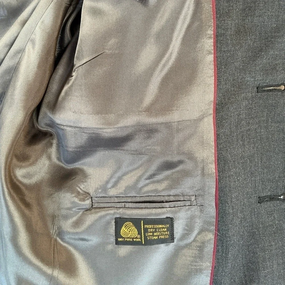 Briar Traditional Apparel Mens Gray 100% Wool 3-Button‎ Blazer Sport Coat 42R